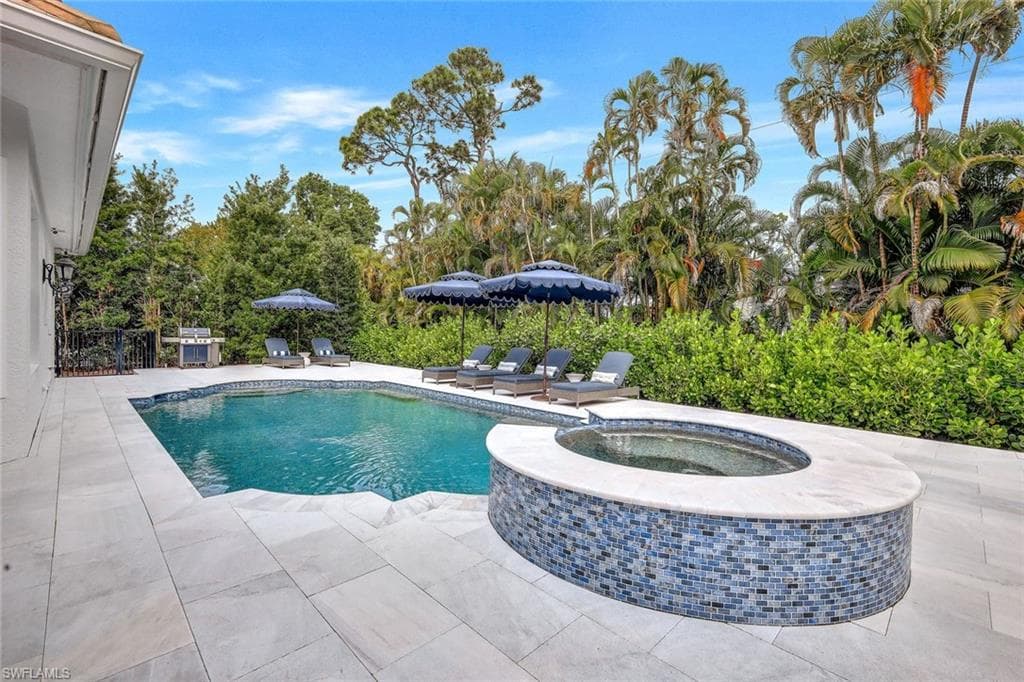 1427 Hemingway PL-39