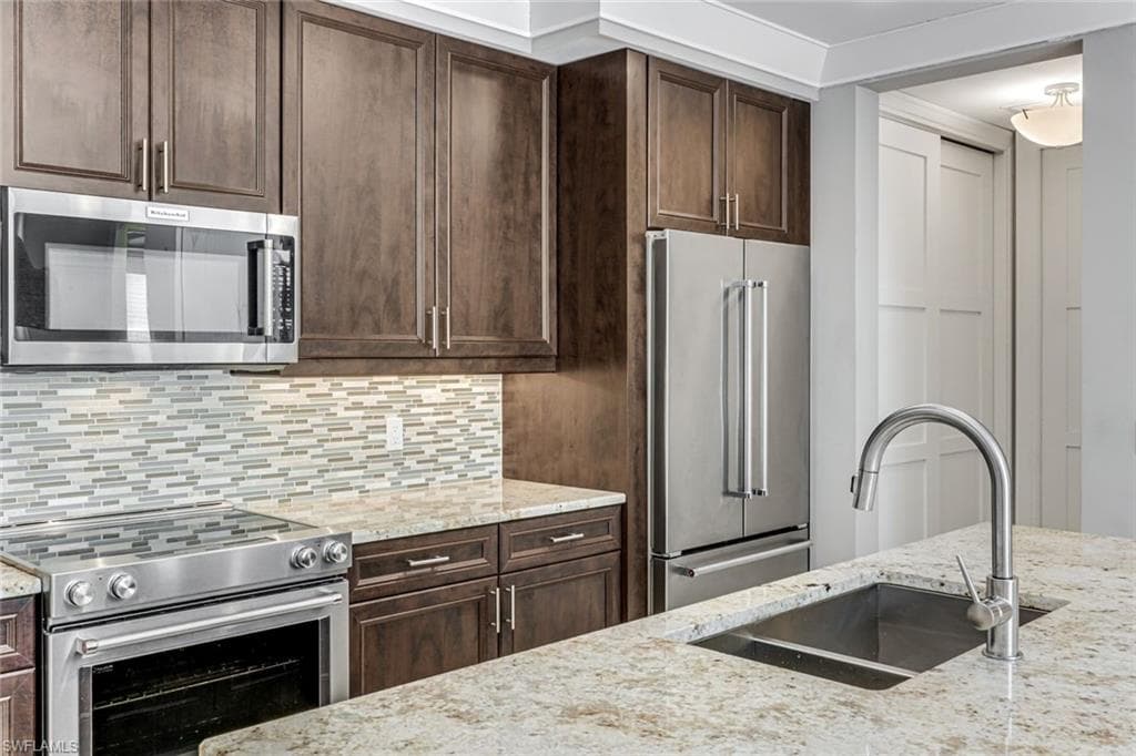 1030 3rd AVE S 216-6