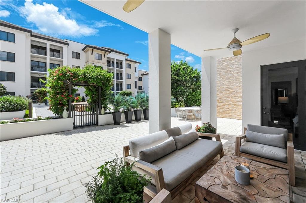 1030 3rd AVE S 216-13
