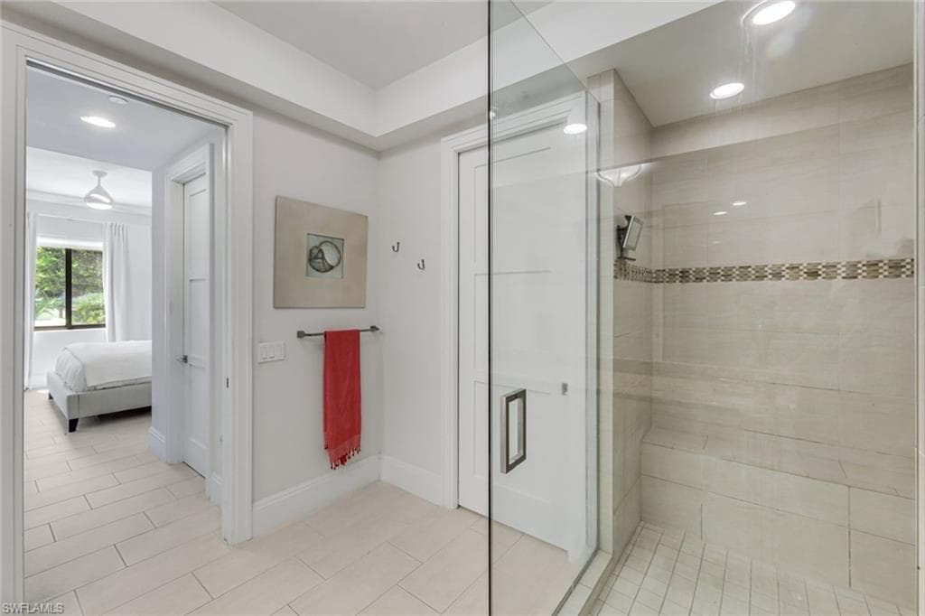 1030 3rd AVE S 216-20