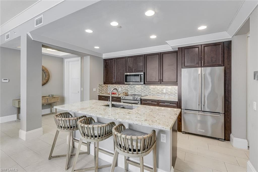 1030 3rd AVE S 216-8