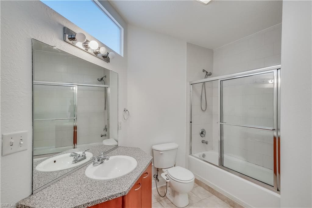 2260 1st ST 204-27