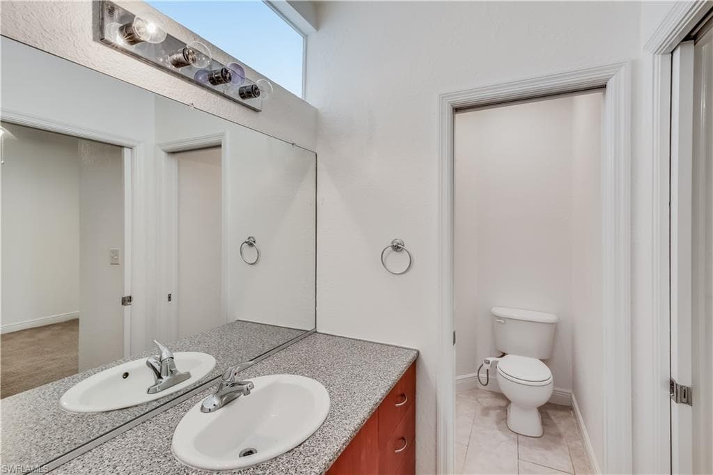 2260 1st ST 204-28