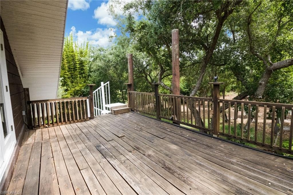 17611 Old Bayshore RD-32