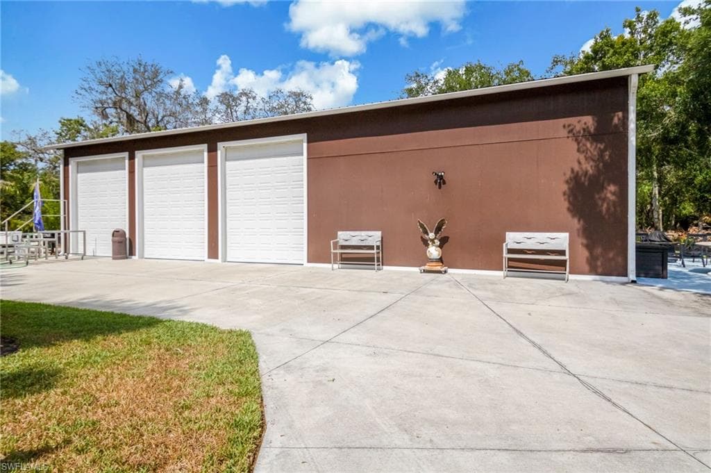 17611 Old Bayshore RD-33