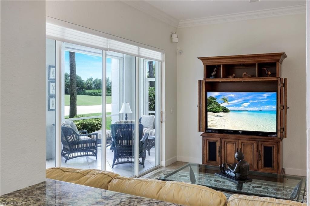 9271 Indigo Isle CT 101-6