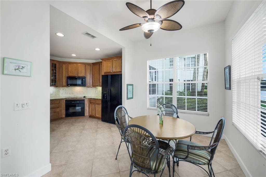 9271 Indigo Isle CT 101-19