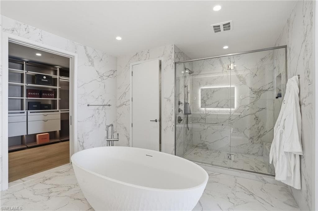 5100 Seagrass BLVD 201-7