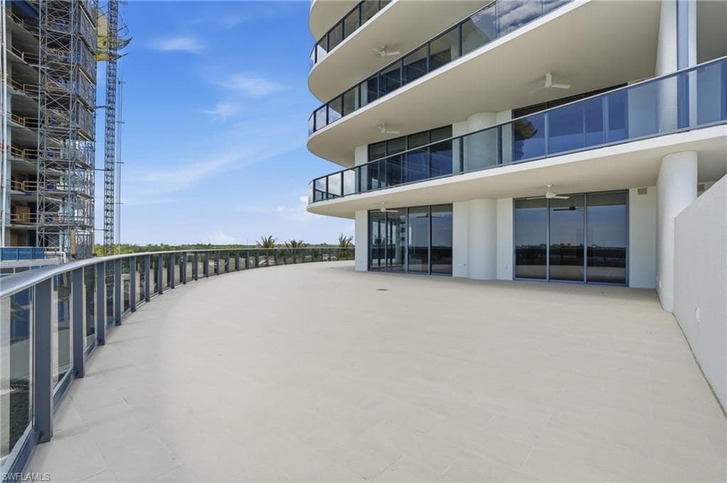 5100 Seagrass BLVD 201-3