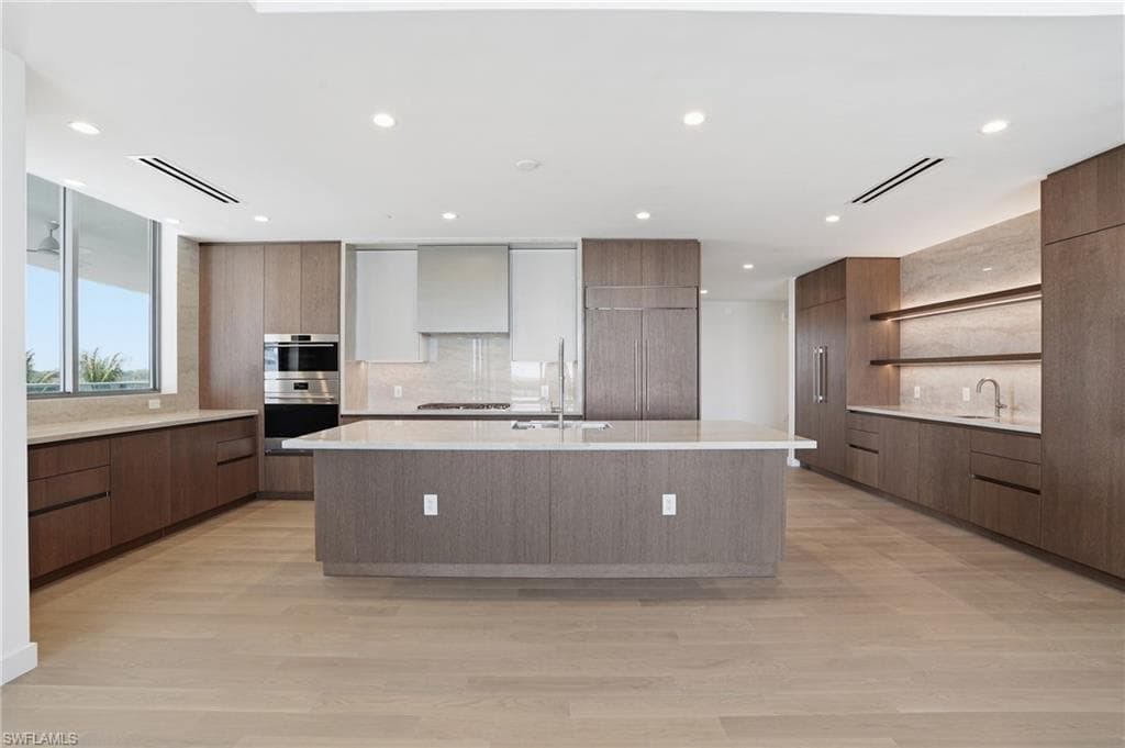 5100 Seagrass BLVD 201-1