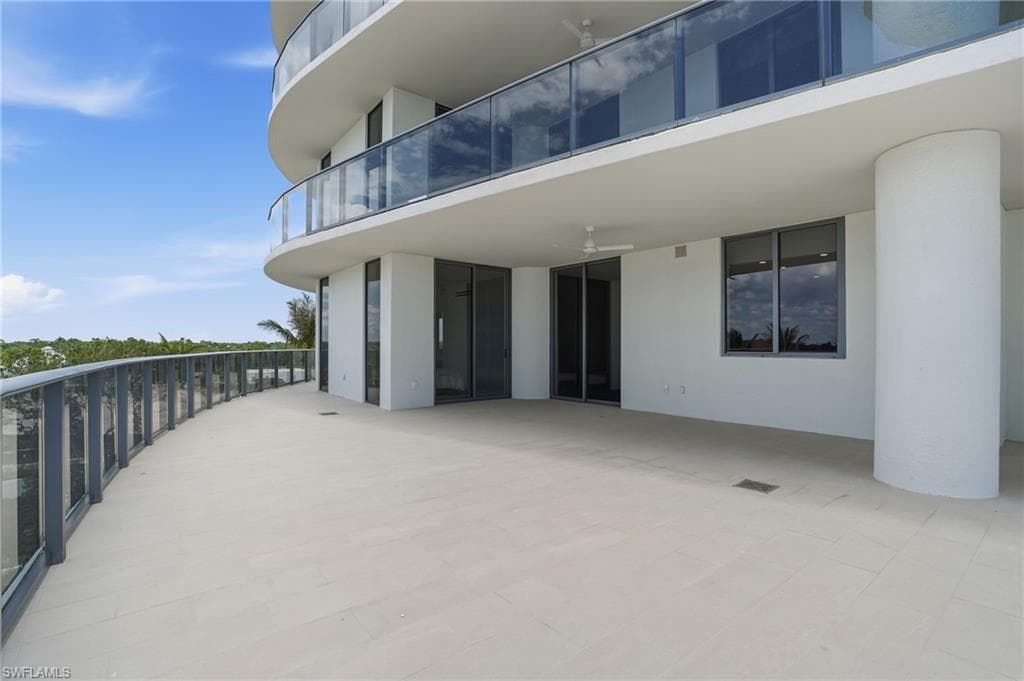 5100 Seagrass BLVD 201-38