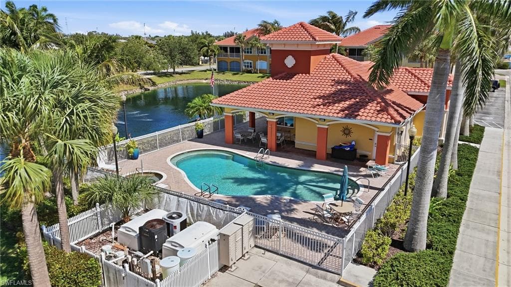 178 Shadroe Cove CIR 903-42
