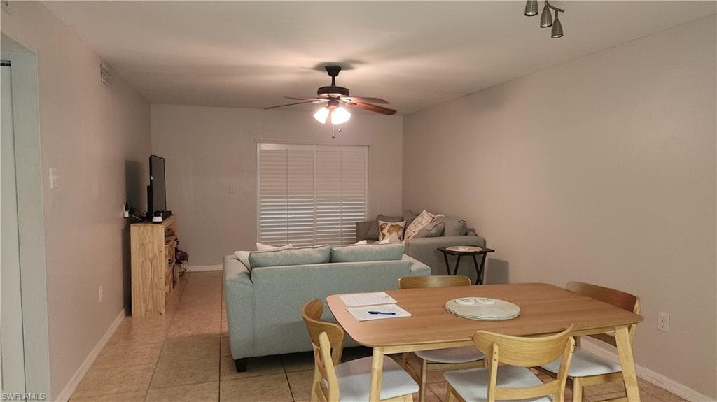 2121 Collier AVE 107-10