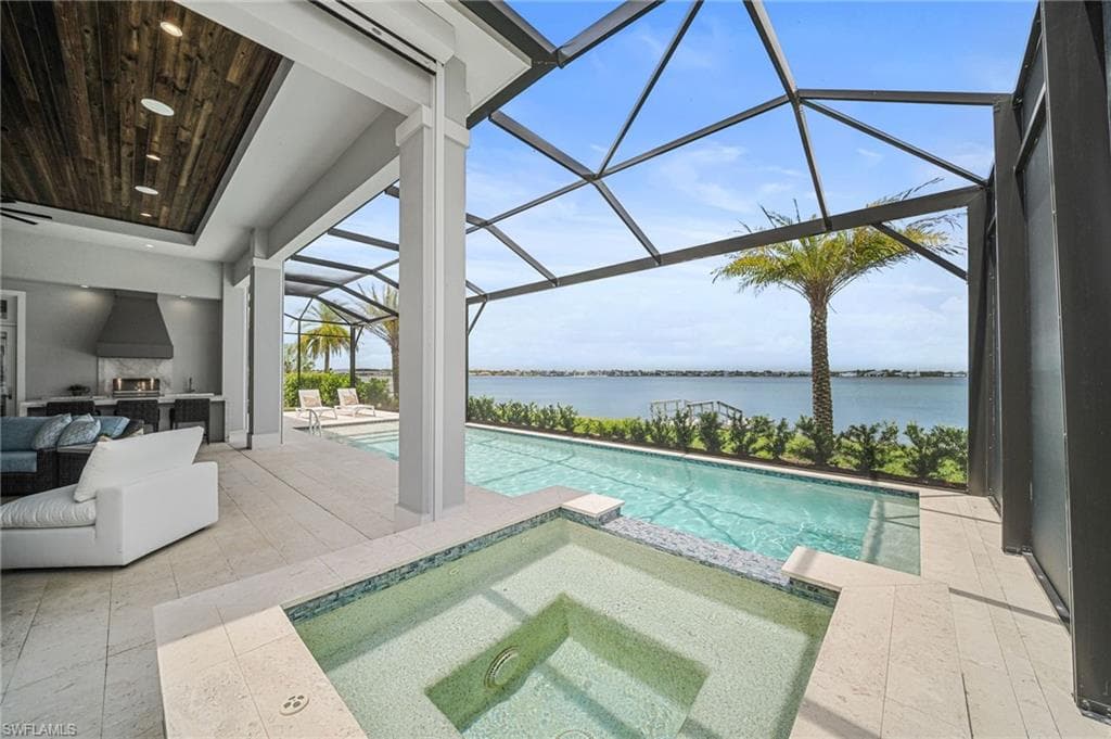 11441 Canal Grande DR-37