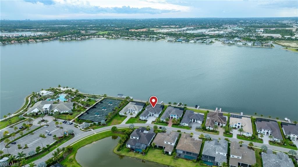 11441 Canal Grande DR-40