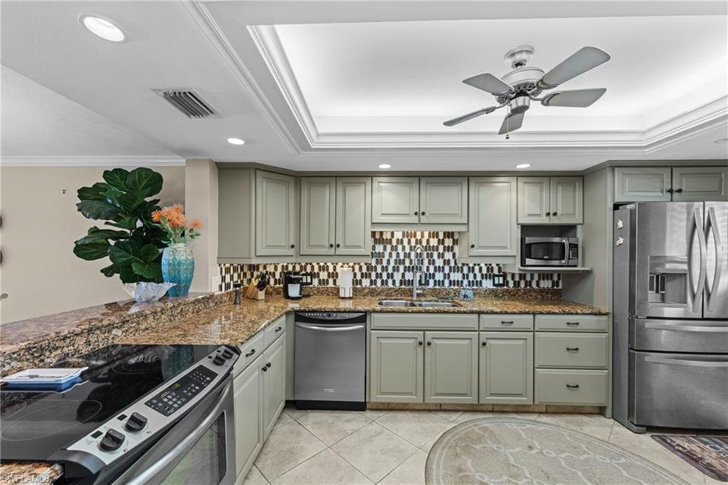 4309 Mariner WAY 304-9