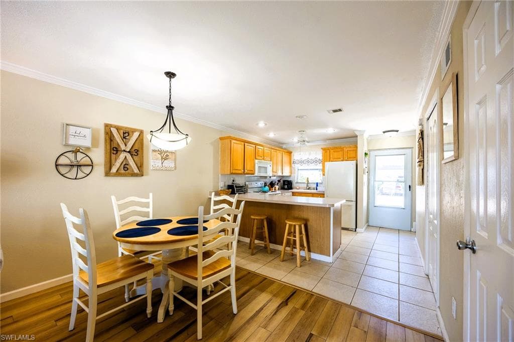 6777 Winkler RD 150-7