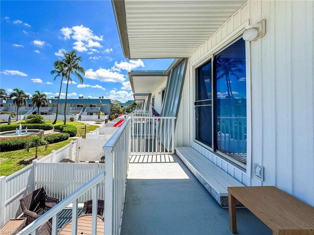6777 Winkler RD 150-28