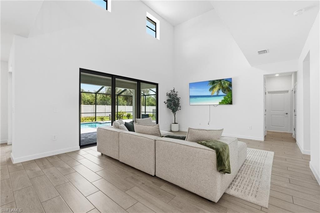 10816 Sequoia Woods LOOP-7