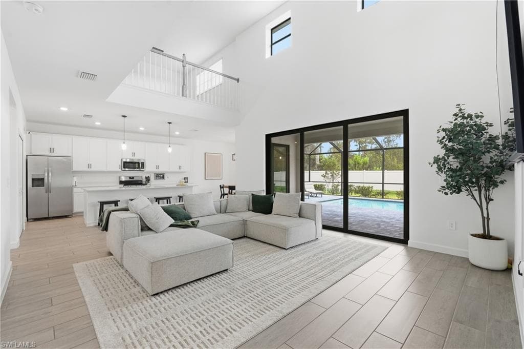 10816 Sequoia Woods LOOP-9
