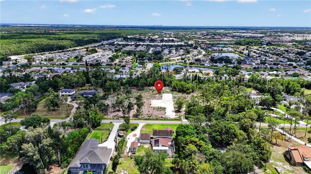 6814 Magnolia LN-7