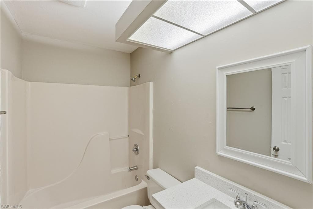 26311 Coventry LN 313-24