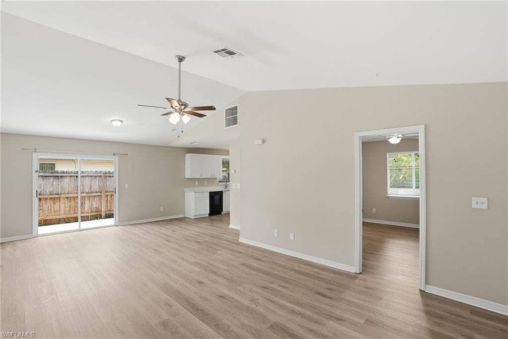 26311 Coventry LN 313-11