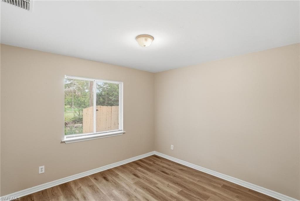 26311 Coventry LN 313-19