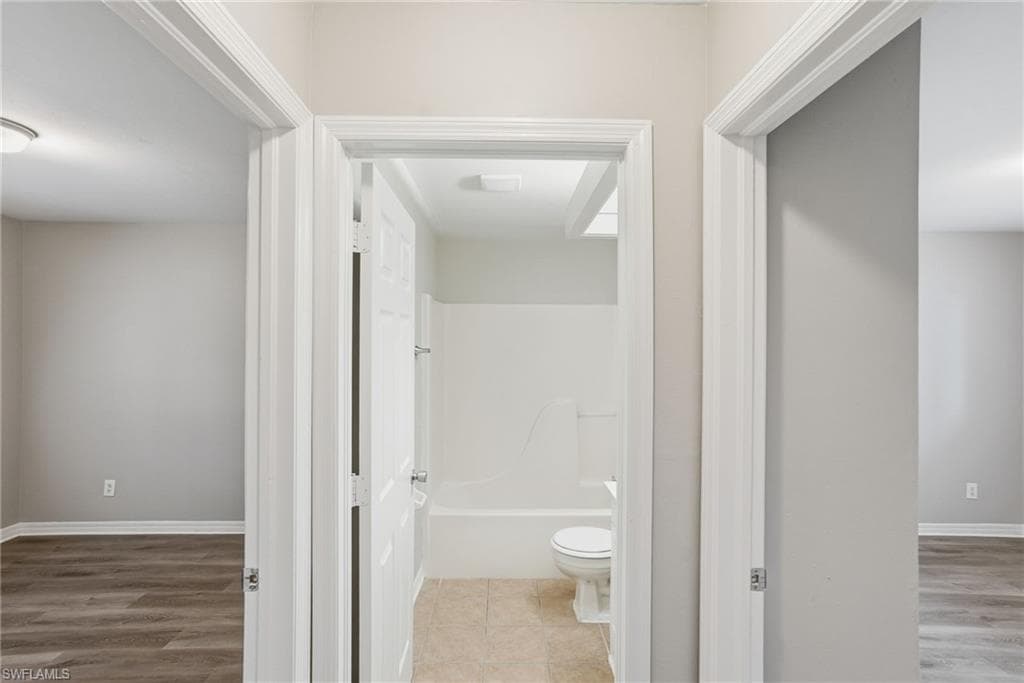 26311 Coventry LN 313-25