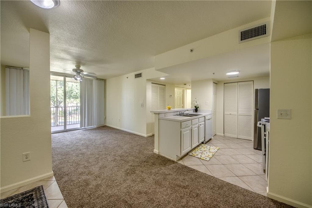 4149 Residence DR 809-13