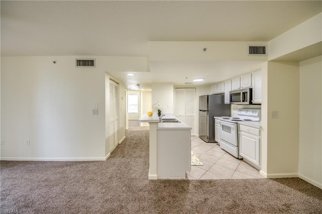 4149 Residence DR 809-17