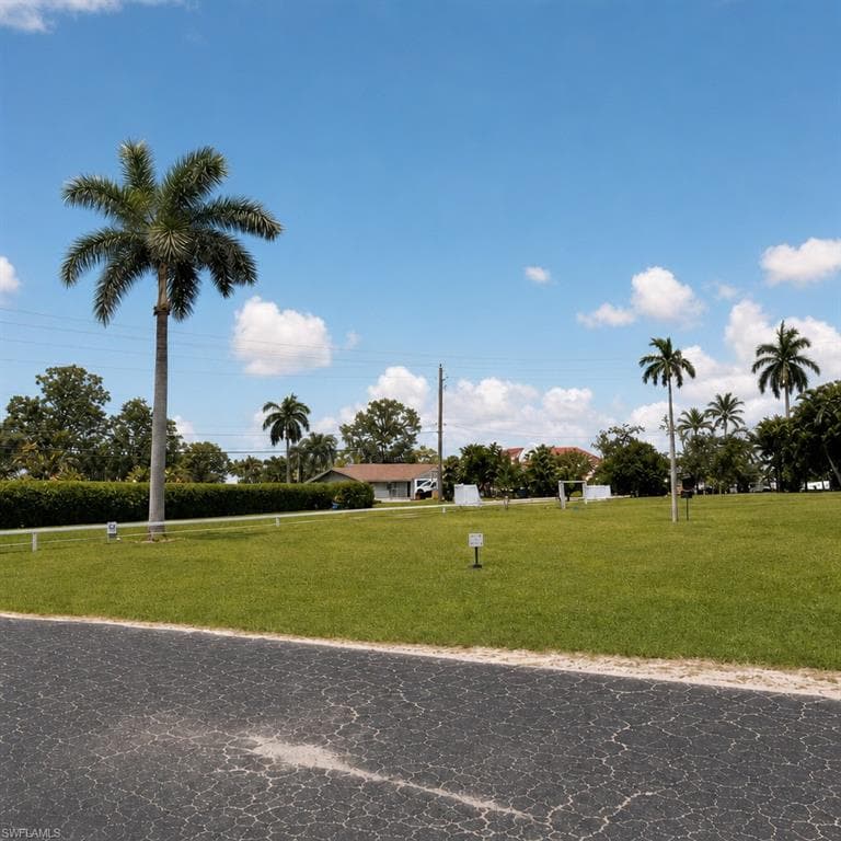 90 Sycamore LN-3