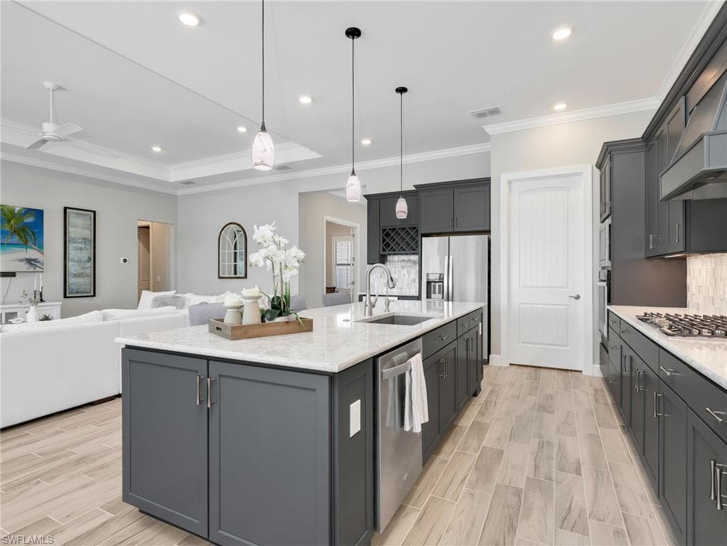 21064 Hallandale DR-5