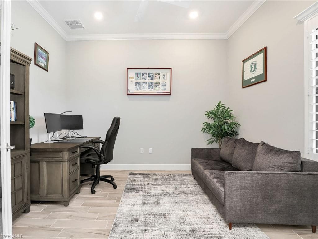 21064 Hallandale DR-20