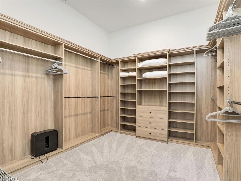 21064 Hallandale DR-15