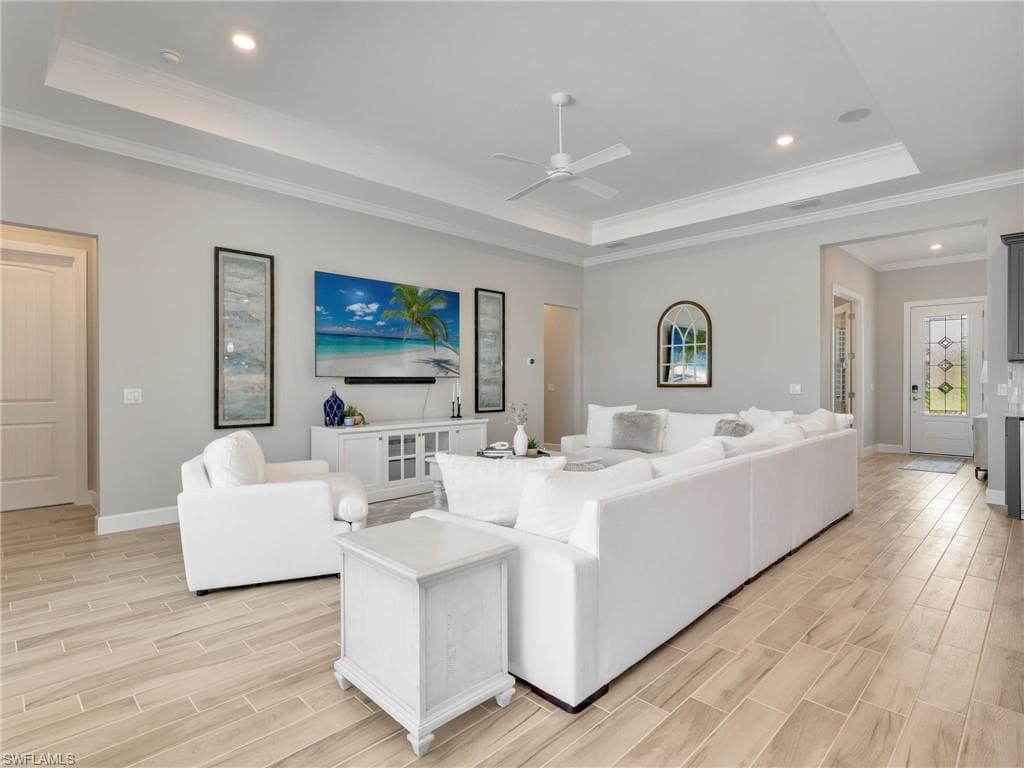 21064 Hallandale DR-4