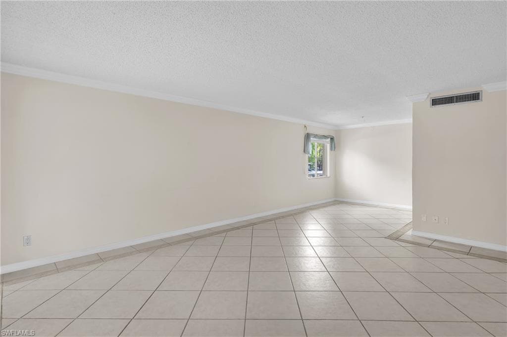2366 E Mall DR 212-7