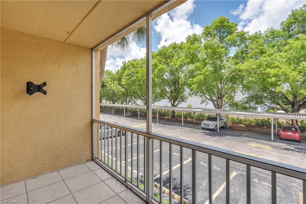 2366 E Mall DR 212-15