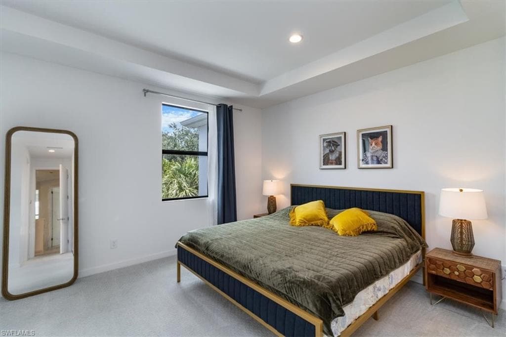 13021 Pembroke DR-15