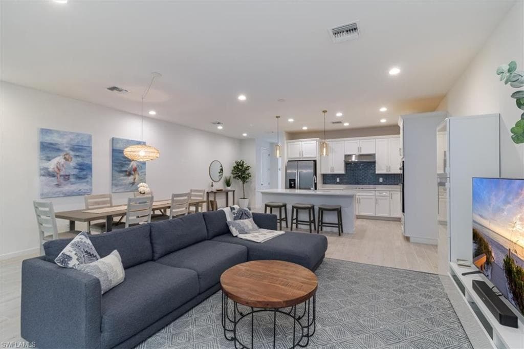 13021 Pembroke DR-1