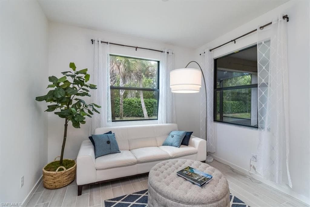 13021 Pembroke DR-10