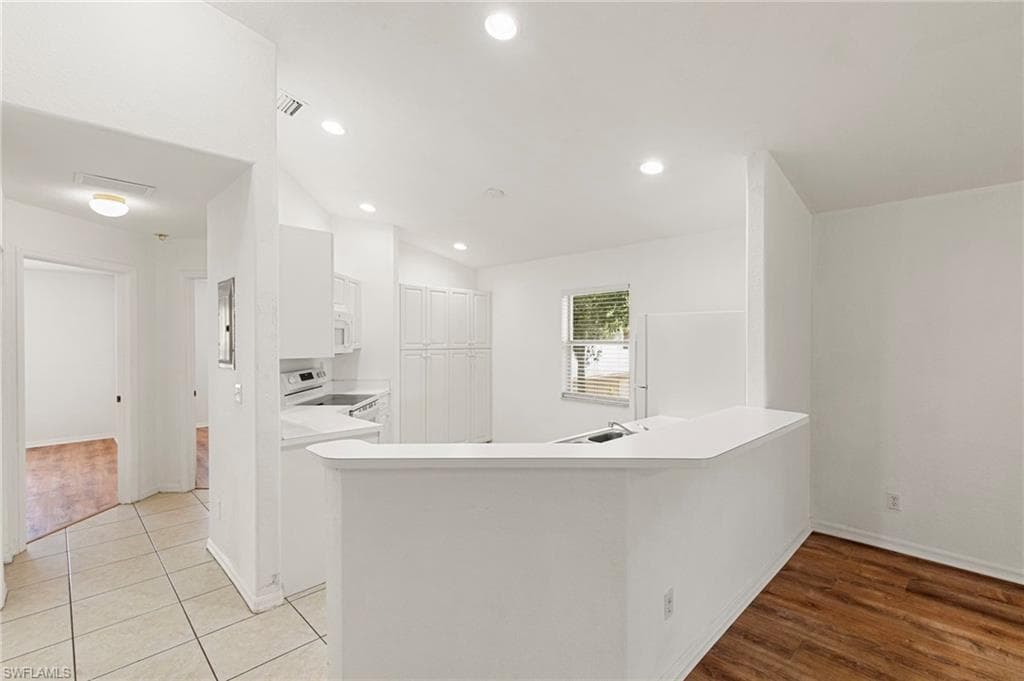 12340 Notting Hill LN 23-7