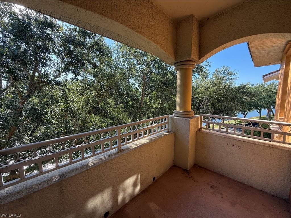 3973 Pomodoro CIR 303-9