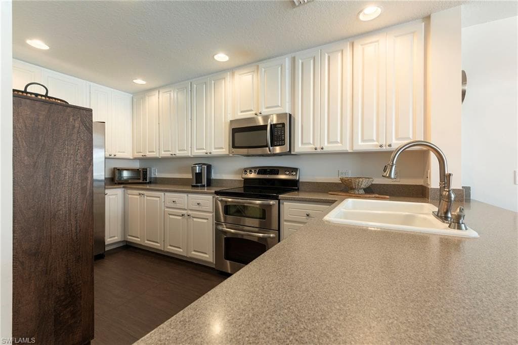 15107 Auk WAY-6