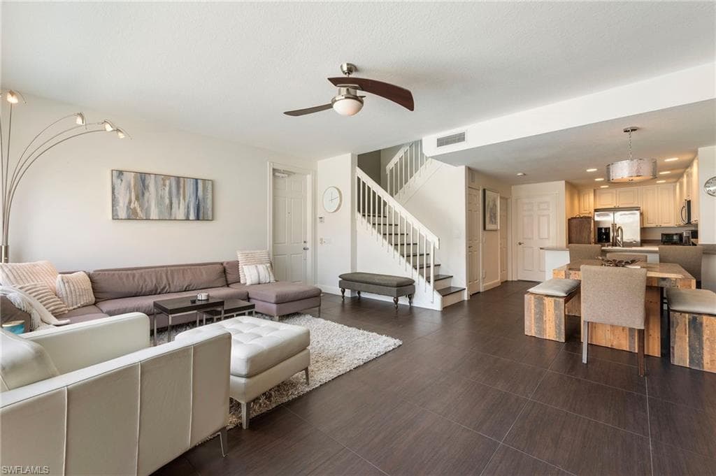 15107 Auk WAY-4