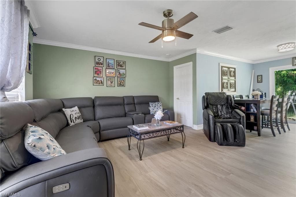 9104 King RD W-12