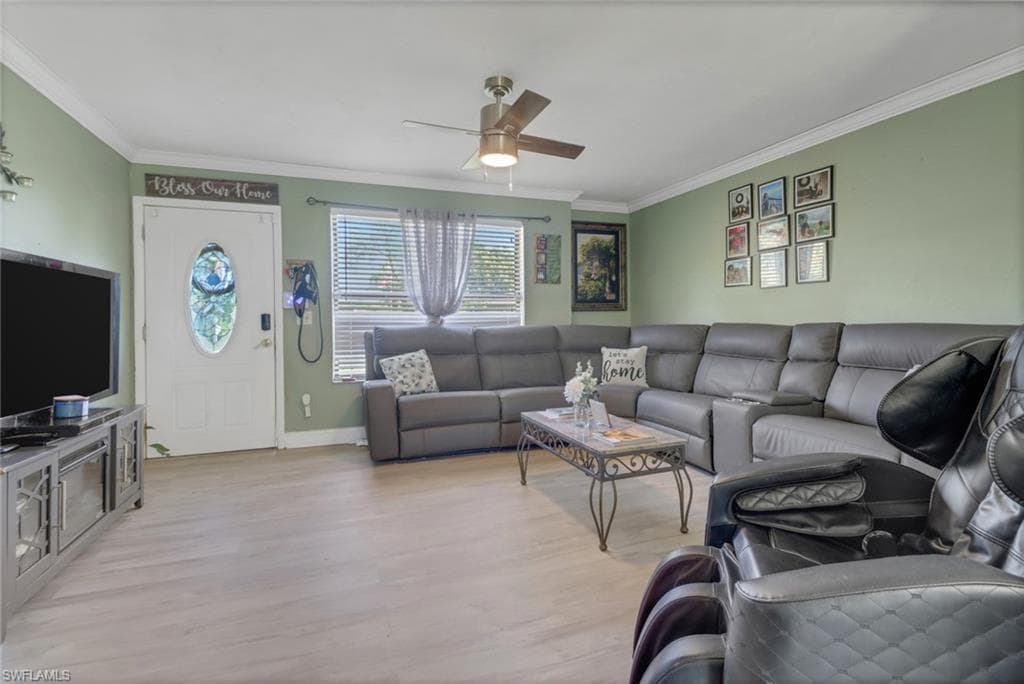 9104 King RD W-7