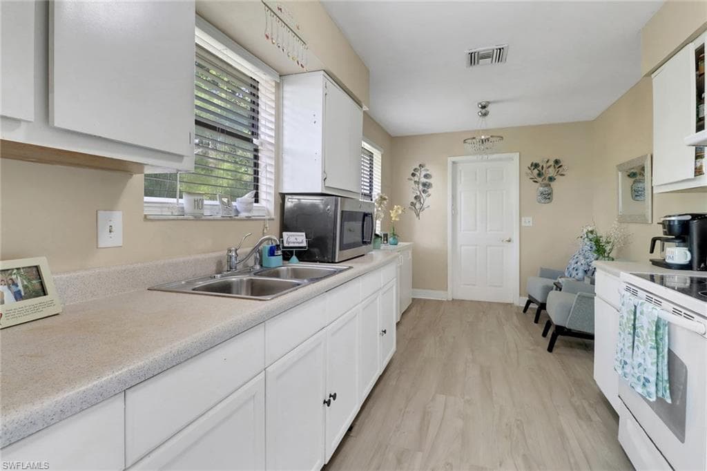 9104 King RD W-4