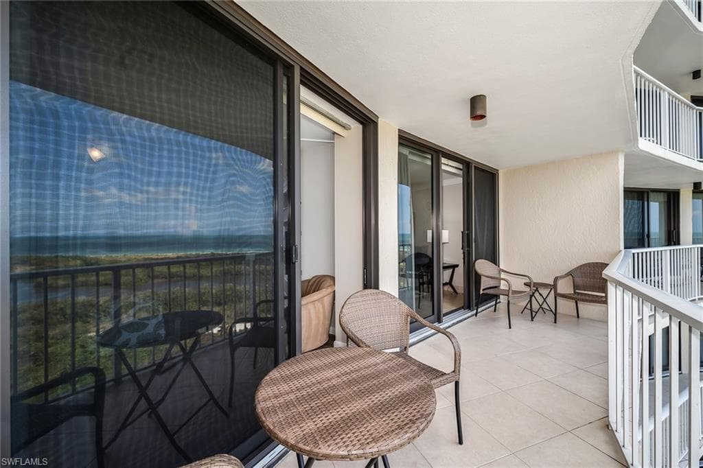 440 Seaview CT 1201-23