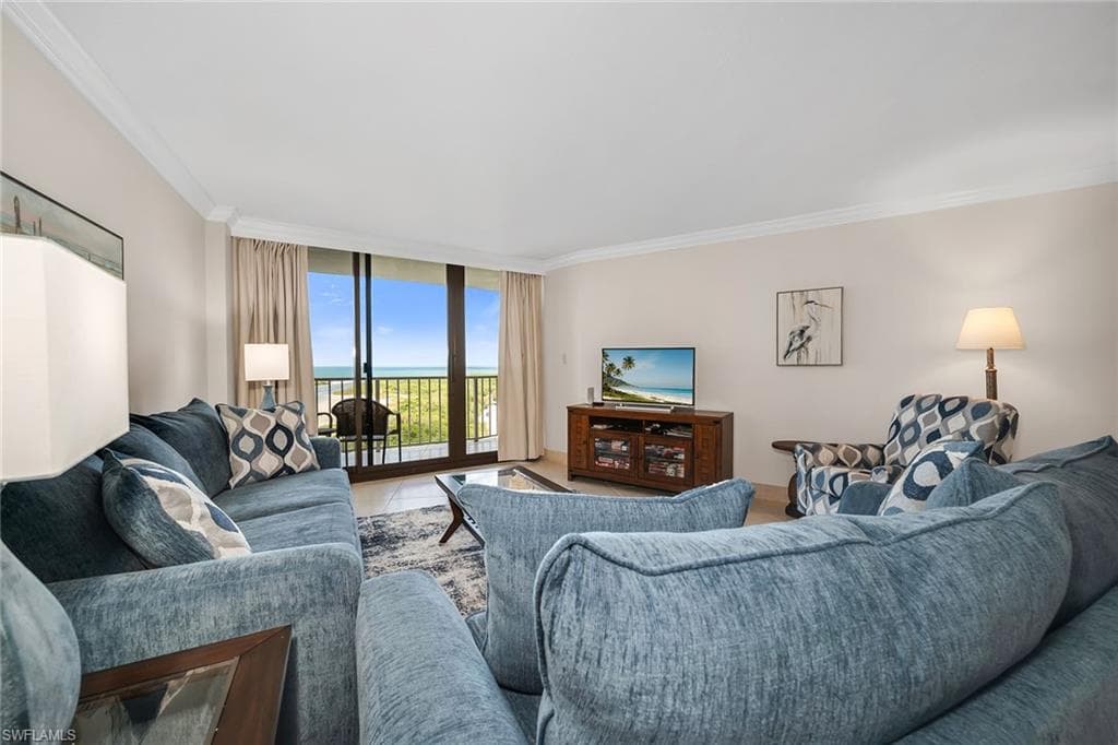 440 Seaview CT 1201-7